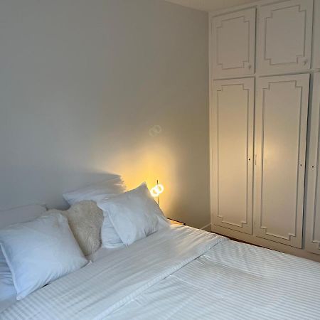 Appartement Spacieux Clichy-sous-Bois Екстериор снимка