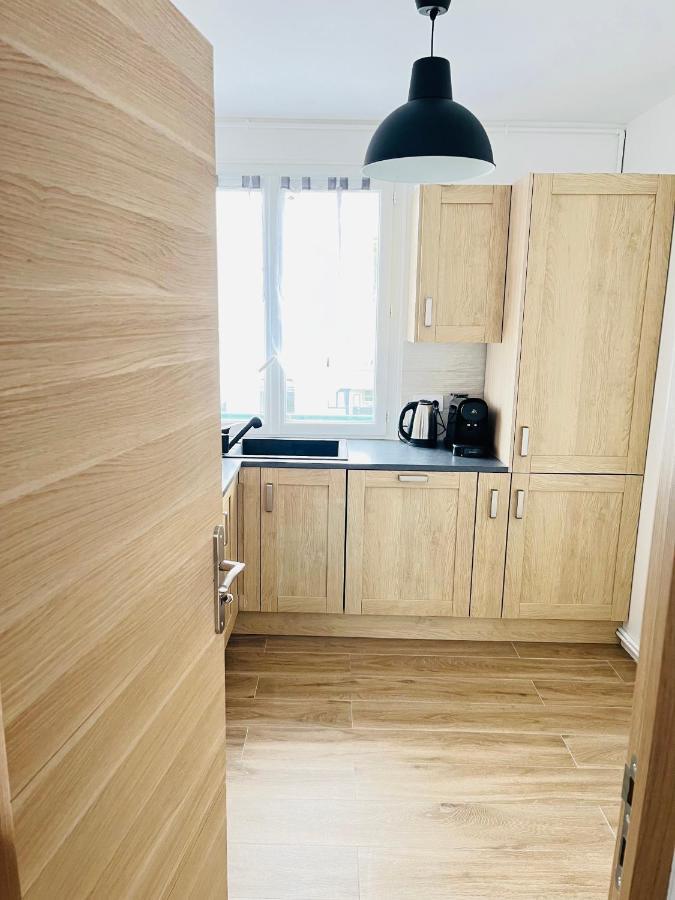 Appartement Spacieux Clichy-sous-Bois Екстериор снимка