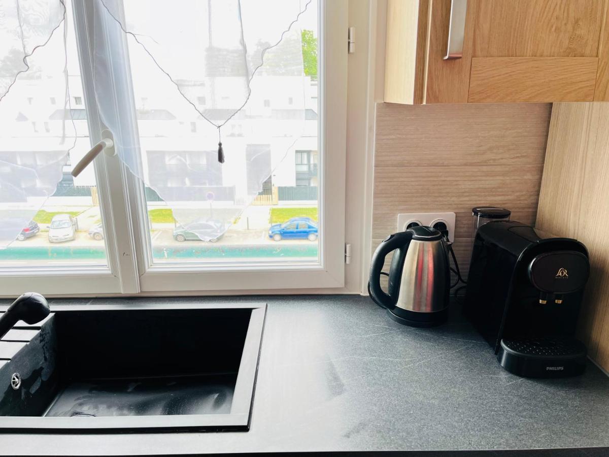 Appartement Spacieux Clichy-sous-Bois Екстериор снимка