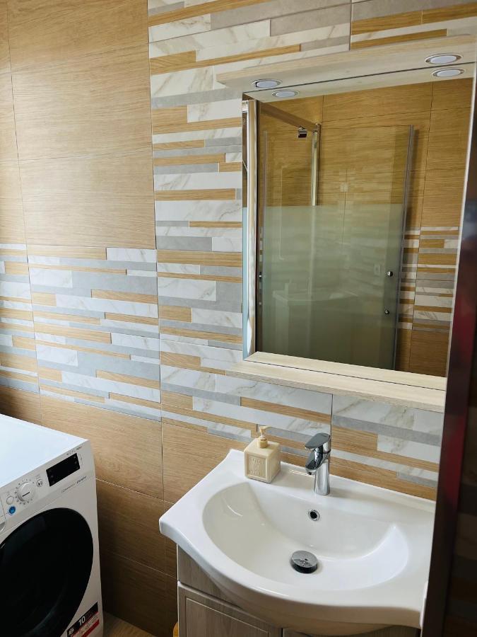 Appartement Spacieux Clichy-sous-Bois Екстериор снимка
