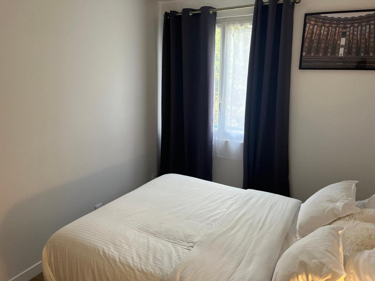 Appartement Spacieux Clichy-sous-Bois Екстериор снимка